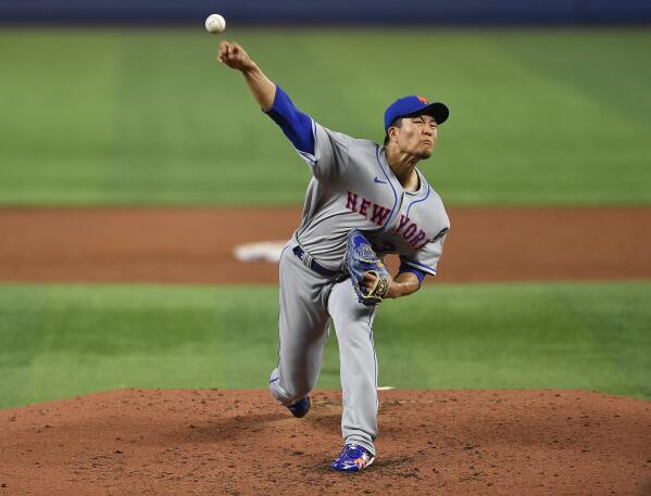 Mets baseball glove hotsell